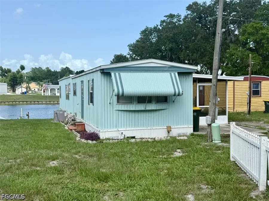 16 W Palm Circle, Lake Placid, FL 33852 - #2