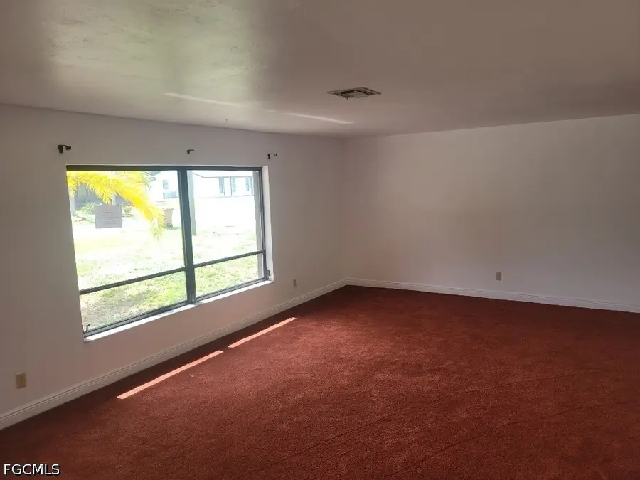 1030 SE 17th Place, Cape Coral, FL 33990 - #3
