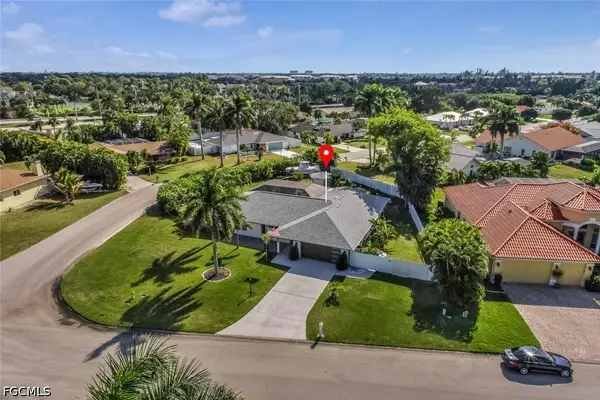 1026 S Town And River Drive, Fort Myers, FL 33919