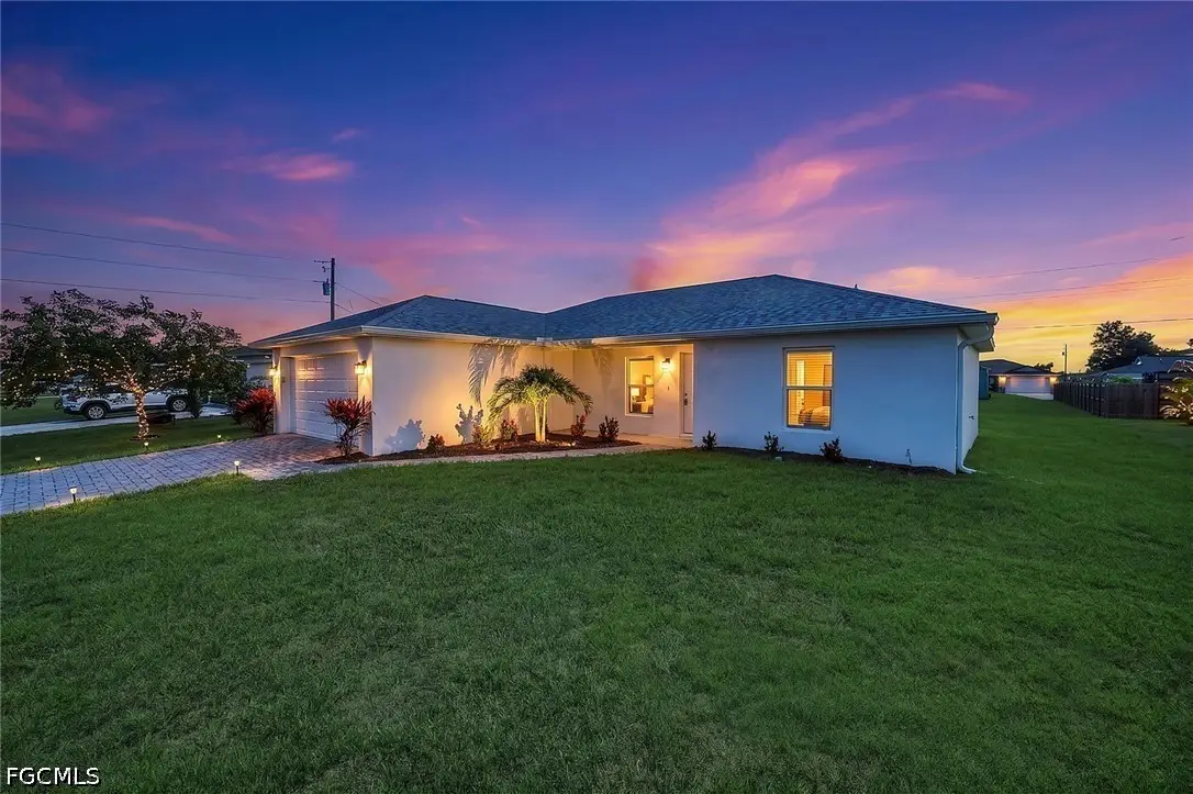 1317 NE 9th Avenue, Cape Coral, FL 33909 - #1
