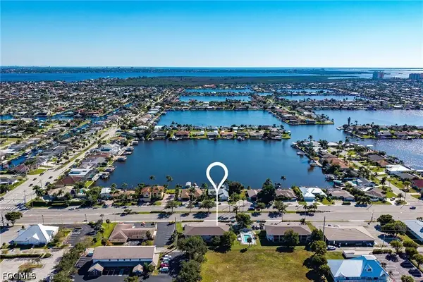 423 Cape Coral Parkway W #202, Cape Coral, FL 33914