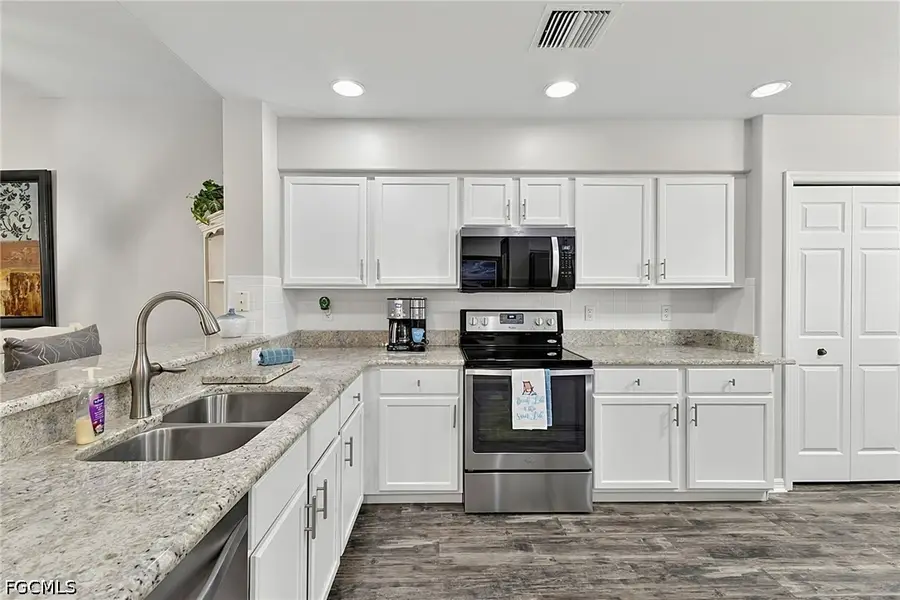 9180 Southmont Cove #206, Fort Myers, FL 33908 - #2