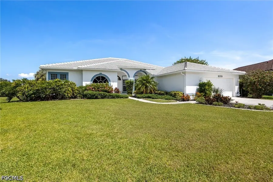 12762 Kedleston Circle, Fort Myers, FL 33912 - #2