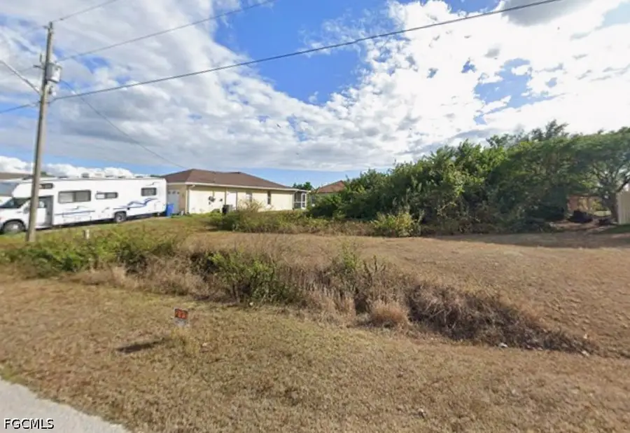 5221 Butte Street, Lehigh Acres, FL 33971 - #2