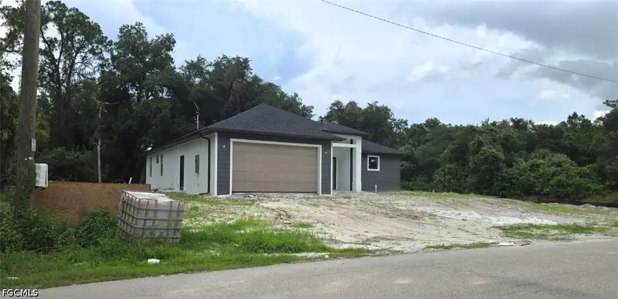 2407 E 19th Street, Lehigh Acres, FL 33972 - #3
