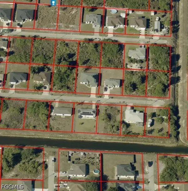 3201 14th Street Sw, Lehigh Acres, FL 33976