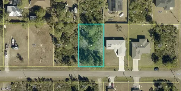 3006 40th Street W, Lehigh Acres, FL 33971