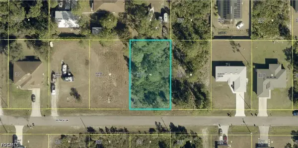 3008 40th Street W, Lehigh Acres, FL 33971