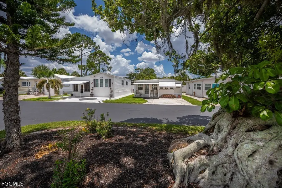 284 Blue Spring Terrace, North Fort Myers, FL 33903 - #2