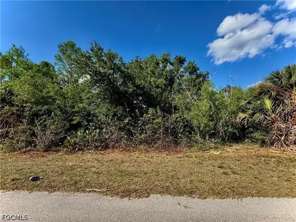 454 Westchester Drive, Lehigh Acres, FL 33972
