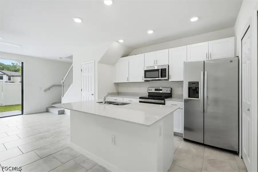 14032 Oviedo Place, Fort Myers, FL 33905 - #2