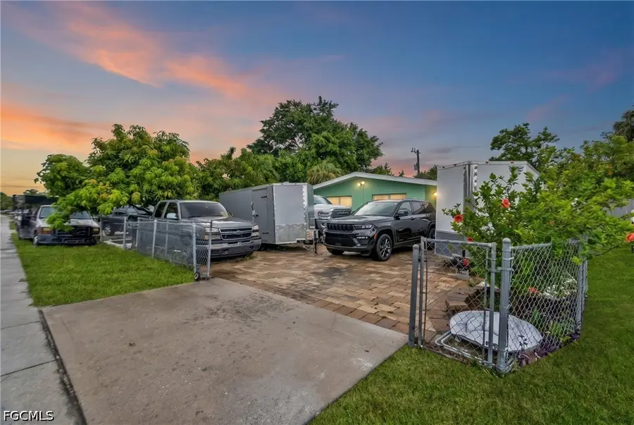 1847 Maple Drive, Fort Myers, FL 33907 - #2