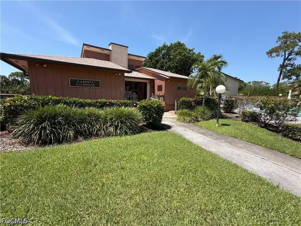 5713 Foxlake Drive #2, North Fort Myers, FL 33917