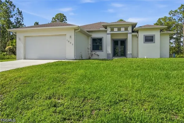 1002 E 5th Street, Lehigh Acres, FL 33972