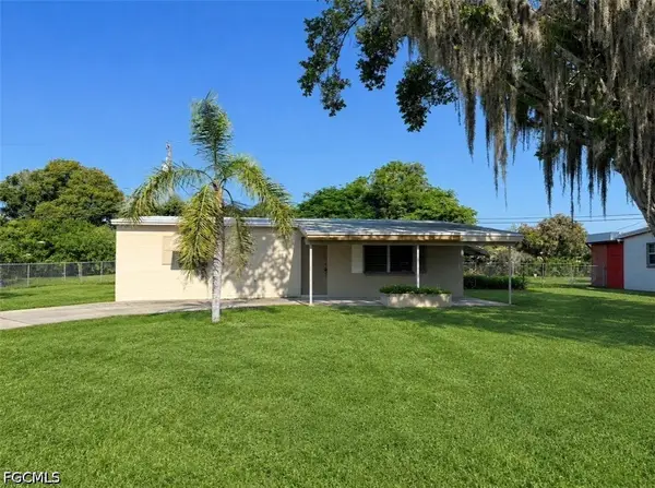 27 Apache Street, Lehigh Acres, FL 33936