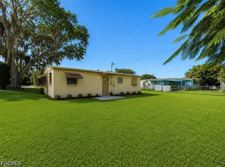 27 Apache Street, Lehigh Acres, FL 33936 - #3