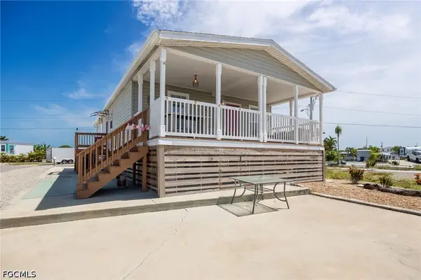 3822 Blueberry Lane, St James City, FL 33956