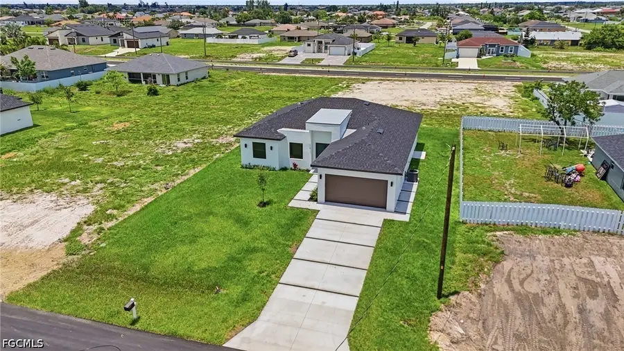 219 NE 15th Terrace, Cape Coral, FL 33909 - #3