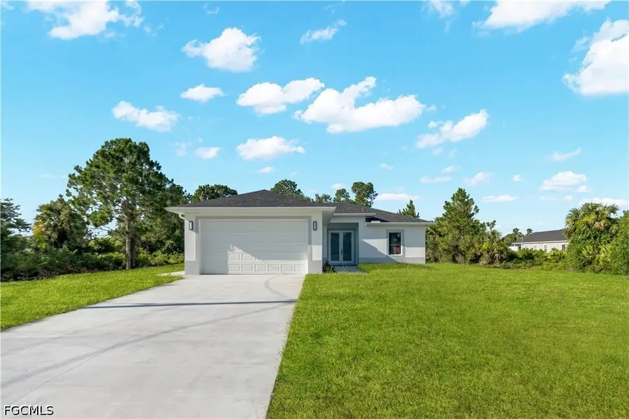 864 Chantilly Street E, Lehigh Acres, FL 33974 - #3