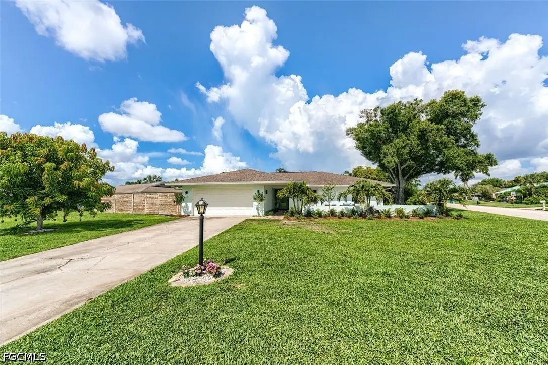 5302 Shalley Circle E, Fort Myers, FL 33919 - #1