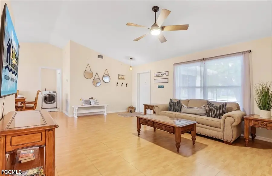 505 SE 9th Place, Cape Coral, FL 33990 - #3