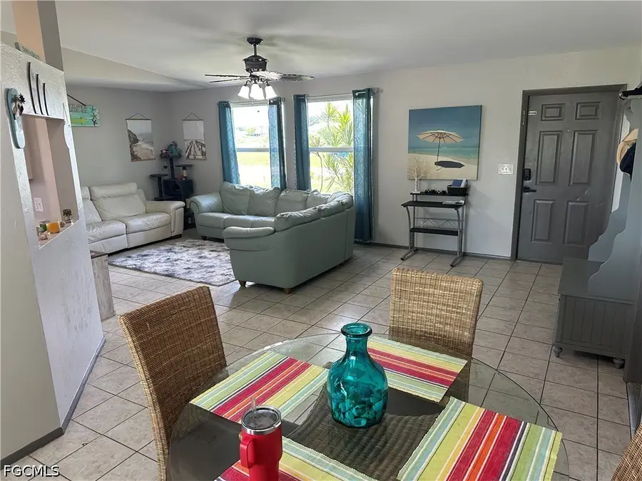 2124 NE 7th Place, Cape Coral, FL 33909 - #2