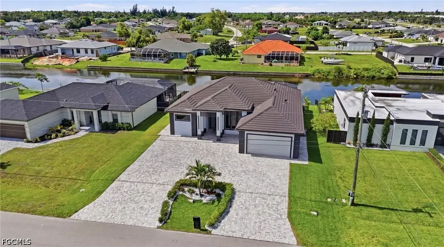 18 NE 6th Street, Cape Coral, FL 33909 - #2