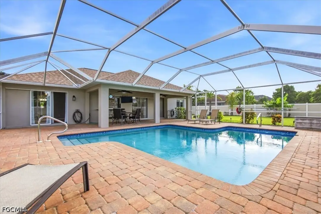 130 SE 28th Terrace, Cape Coral, FL 33904 - #1