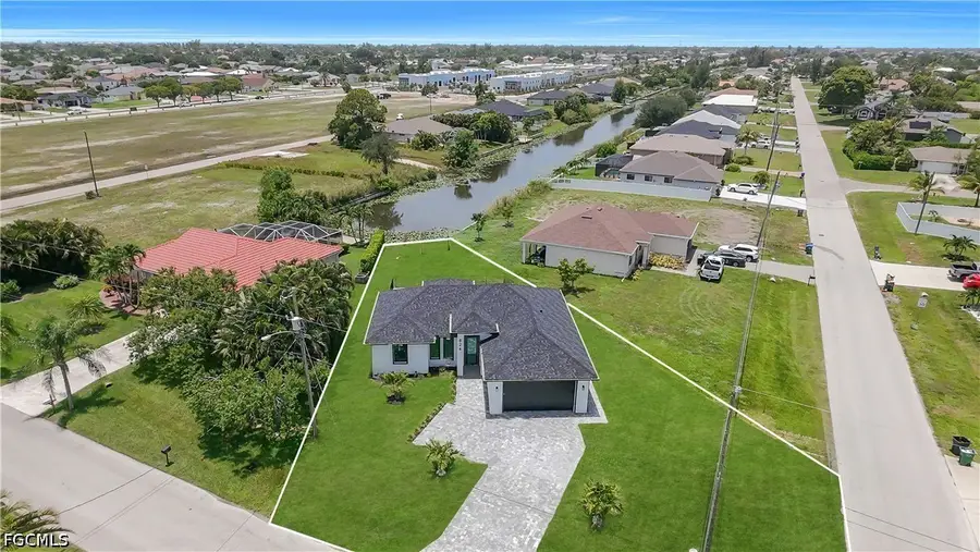 824 SW 15th Street, Cape Coral, FL 33991 - #3