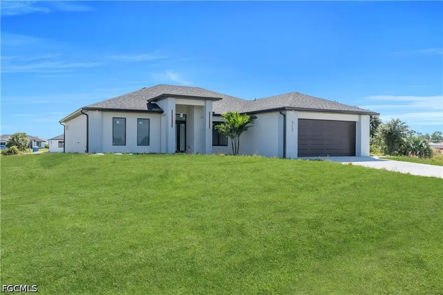 312 Pembroke Street, Lehigh Acres, FL 33974 - #2