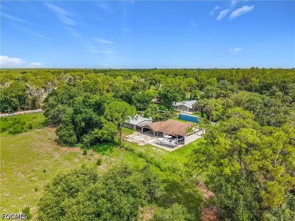 19330 Meredith Road, North Fort Myers, FL 33917