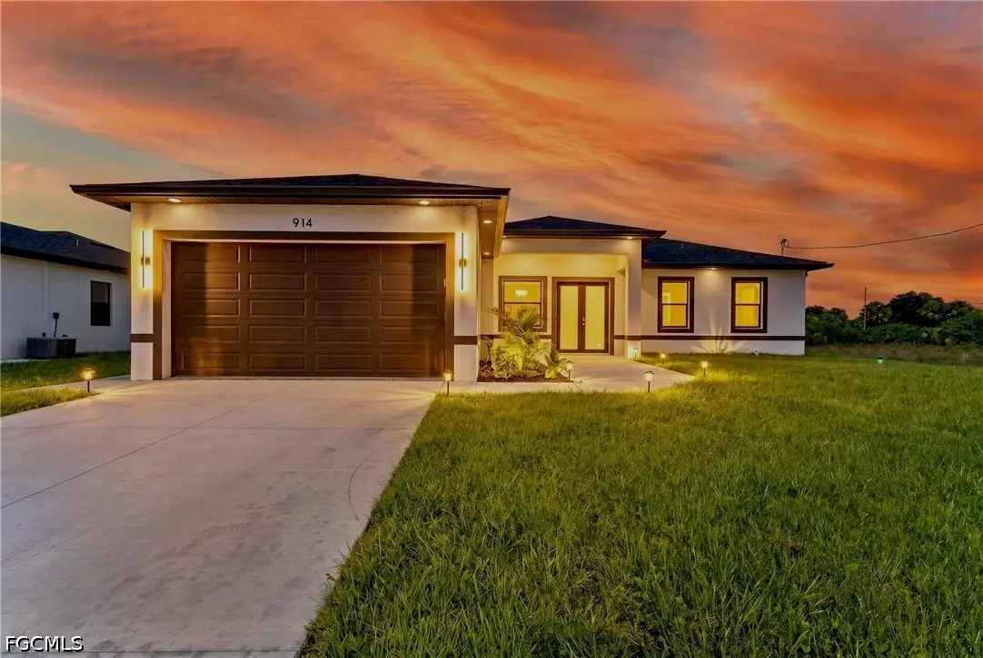 914 Manresa Avenue S, Lehigh Acres, FL 33974 - #1