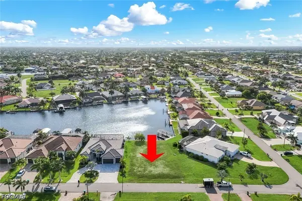 3127 SW 29th Avenue, Cape Coral, FL 33914