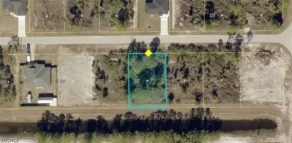854 Foxtail Street, Lehigh Acres, FL 33974