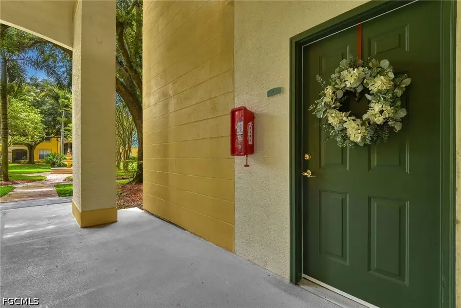 11521 Villa Grand #913, Fort Myers, FL 33913 - #3