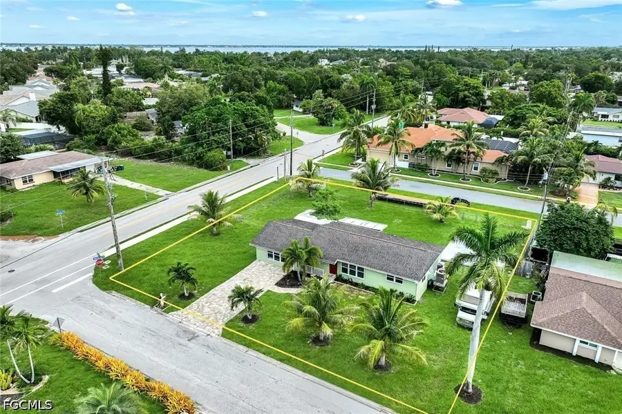 1007 Wilshire Drive, Fort Myers, FL 33919 - #2
