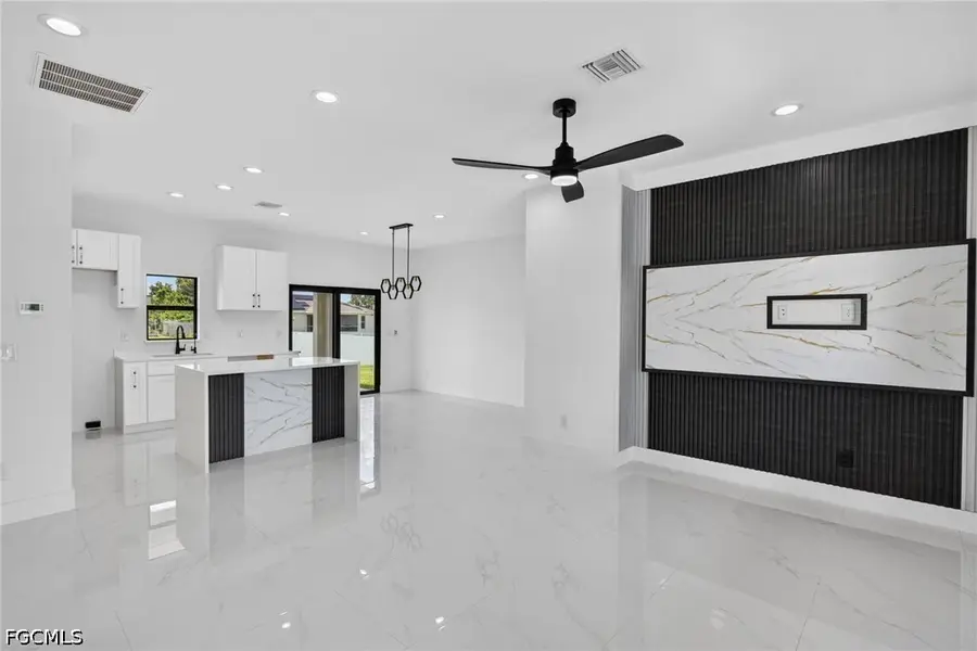 3013 39th Street Sw, Lehigh Acres, FL 33976 - #3