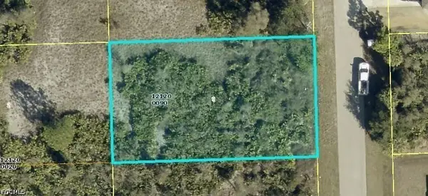 6017 Pat Avenue N, Lehigh Acres, FL 33971