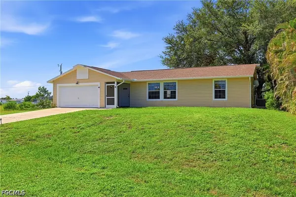 302 NW 5th Terrace, Cape Coral, FL 33993