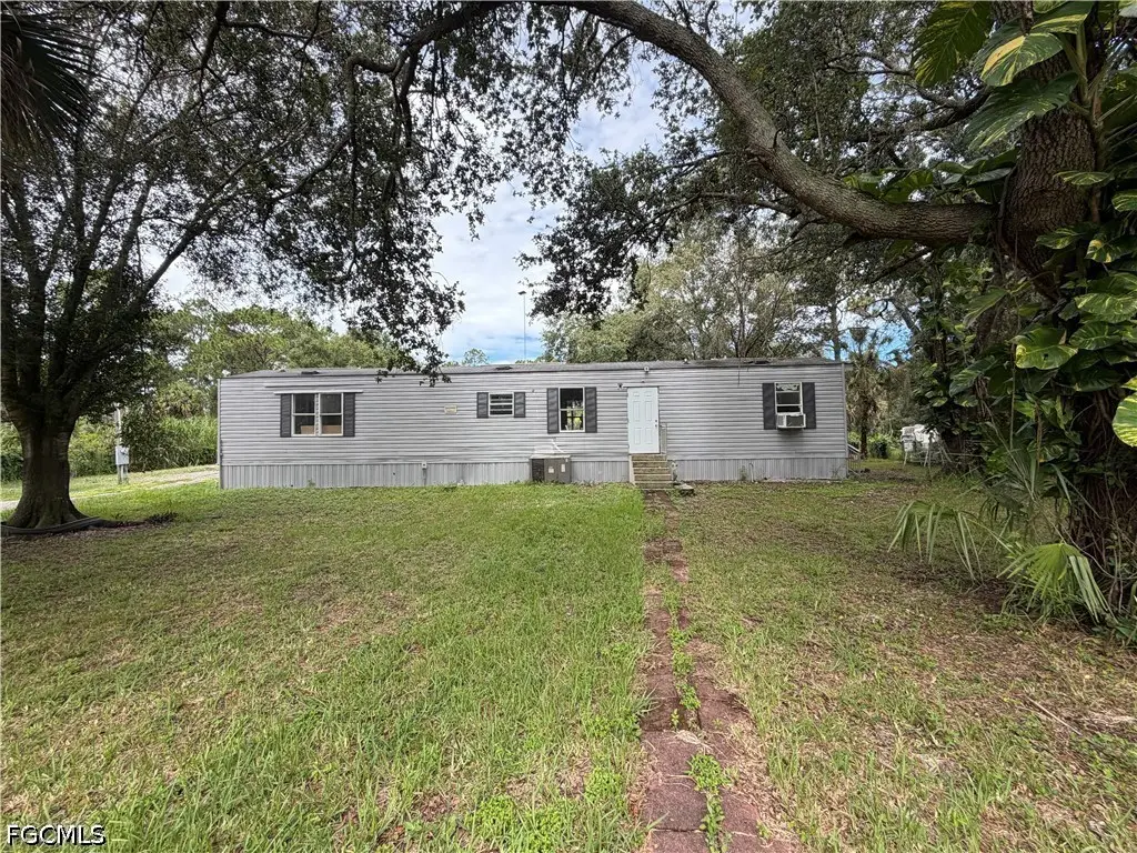 770 S Mayoral Street, Clewiston, FL 33440 - #1