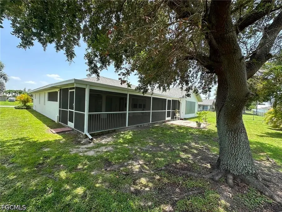 22 SE 14th Court, Cape Coral, FL 33990 - #3