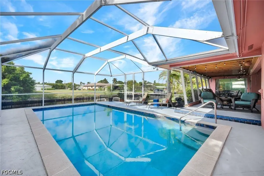 4232 SE 8th Place, Cape Coral, FL 33904 - #2
