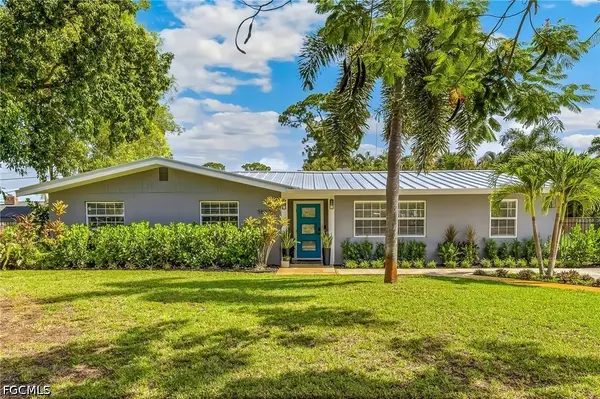 1669 Grove Avenue, Fort Myers, FL 33901