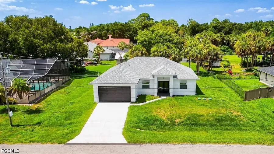 2524 Lakeview Drive, Lehigh Acres, FL 33936 - #2