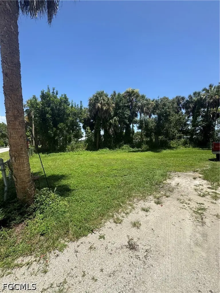 547 San Bernardino Street, North Fort Myers, FL 33903 - #2