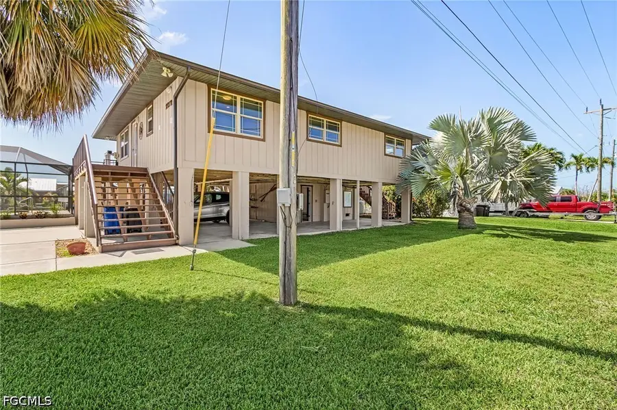 2272 York Road, Saint James City, FL 33956 - #2