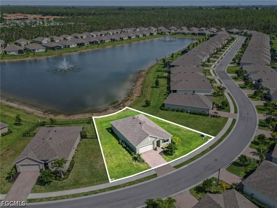 20313 Camino Torcido Loop, North Fort Myers, FL 33917 - #2