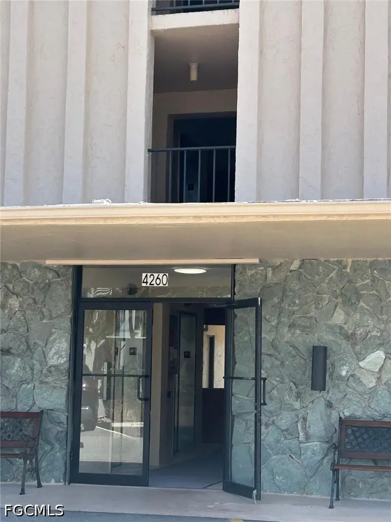 4260 SE 20th Place #205, Cape Coral, FL 33904 - #2