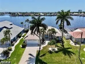 702 SW 52nd Street, Cape Coral, FL 33914 - #3
