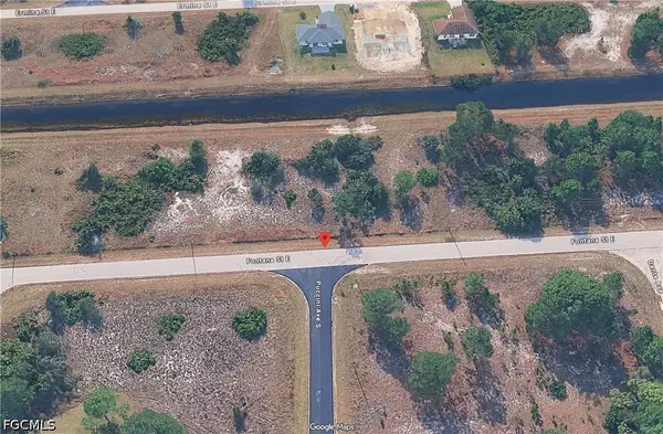 1124 Fontana Street E, Lehigh Acres, FL 33974